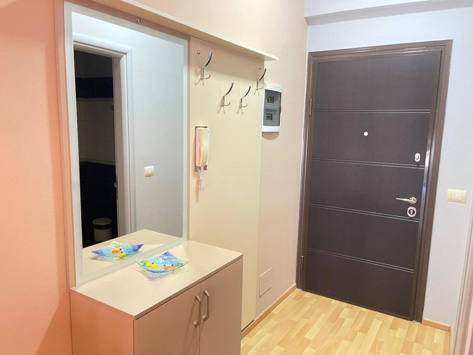 Xhemi'S Apartment Саранда Экстерьер фото