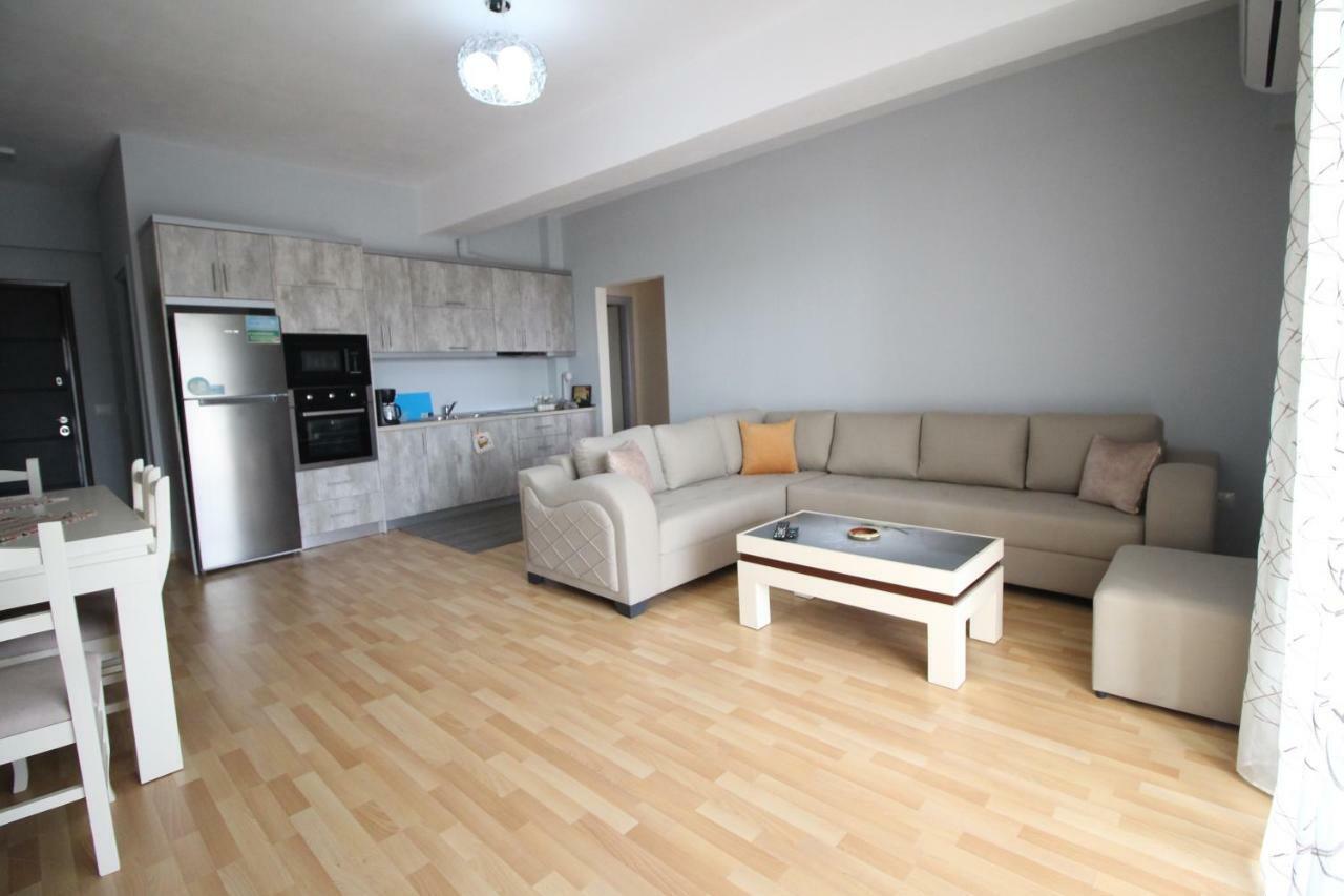 Xhemi'S Apartment Саранда Экстерьер фото