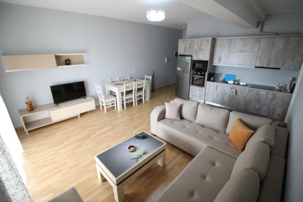 Xhemi'S Apartment Саранда Экстерьер фото